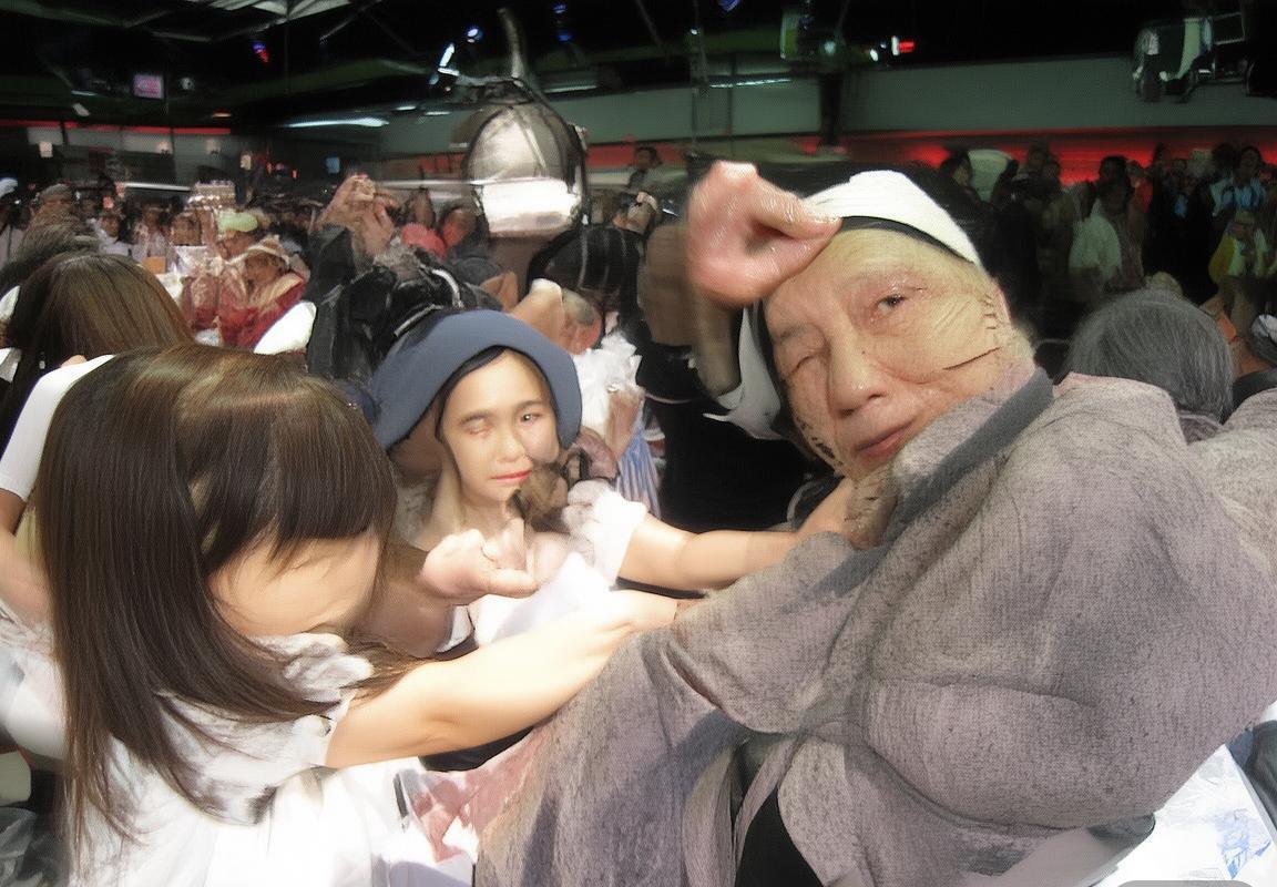 巴黎与伊斯坦布尔：东西方文明的纠葛与冲突